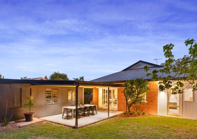 Red Brick Luxury in Central Albury