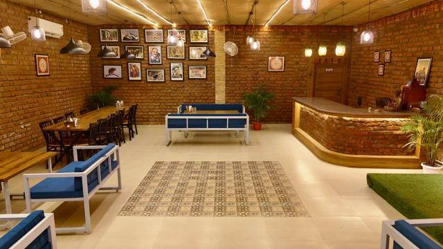Eeja Resto and Cafe