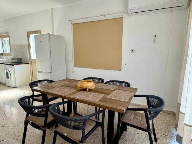 Himonas Apartments