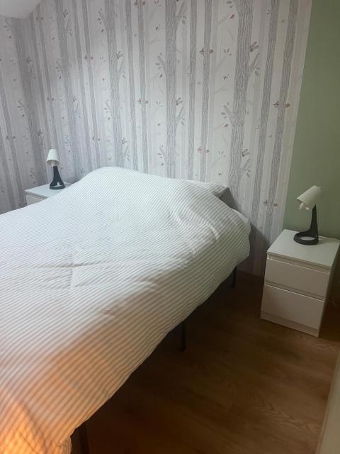 Large Atypical House, Ideal for Groups, Ski