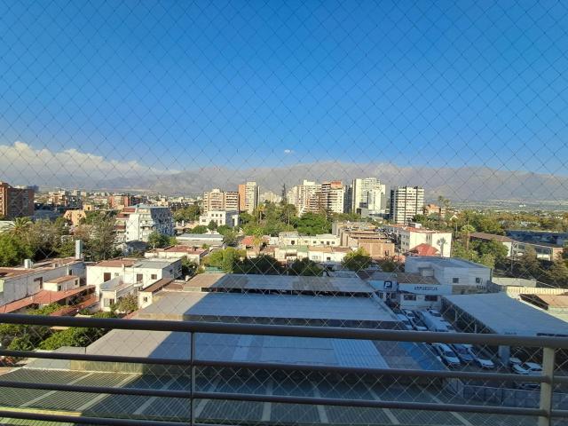 Excelente plaza ñuñoa