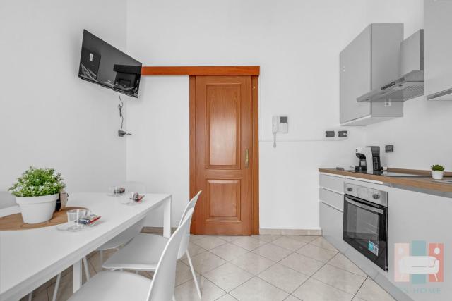 POS36 Ampio e Confortevole Appartamento per 6 a Milano