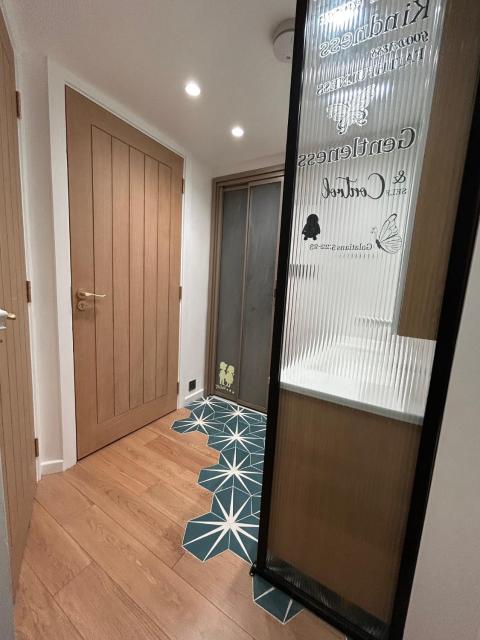 Baoyan Kingston - Guest House with 2 bedrooms with 1 toilet-washing room