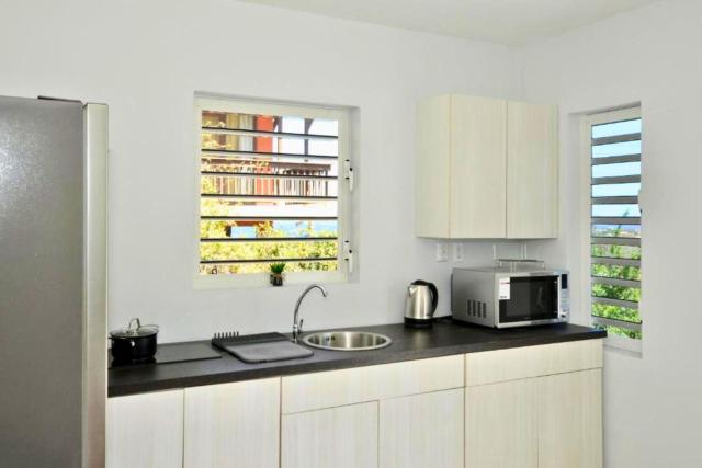 Westpunt Villa - Santirome 2BR House Near Turtle Beach