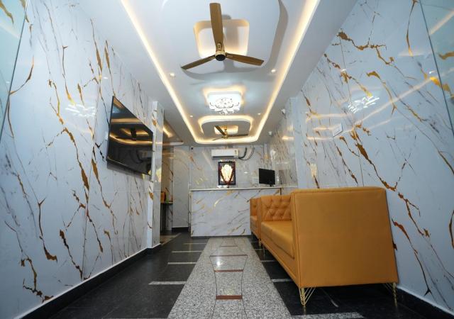 Hotel Ck Grand