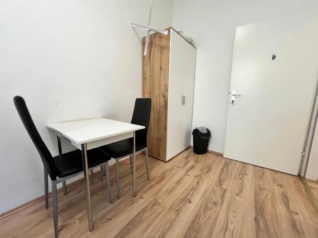Spacious Vienna 4BR Stay for Friends & Families