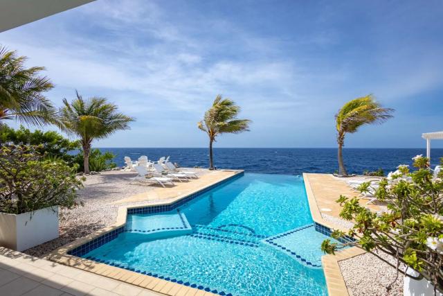 Villa Sea Bright 63 - Coral Estate