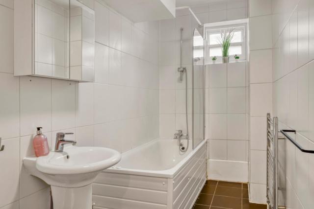 Apartment in Shoreditch/ Old St