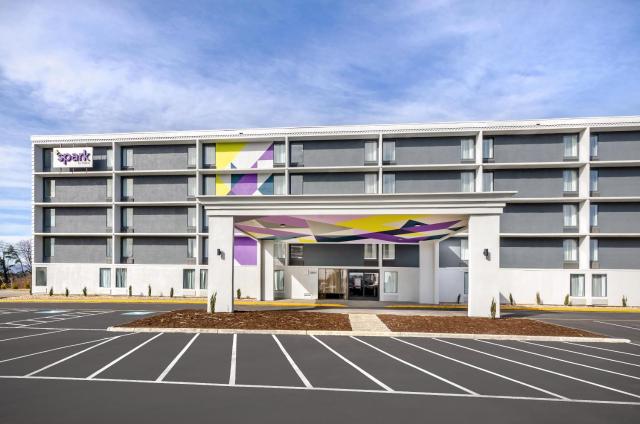 Spark By Hilton Roanoke Airport