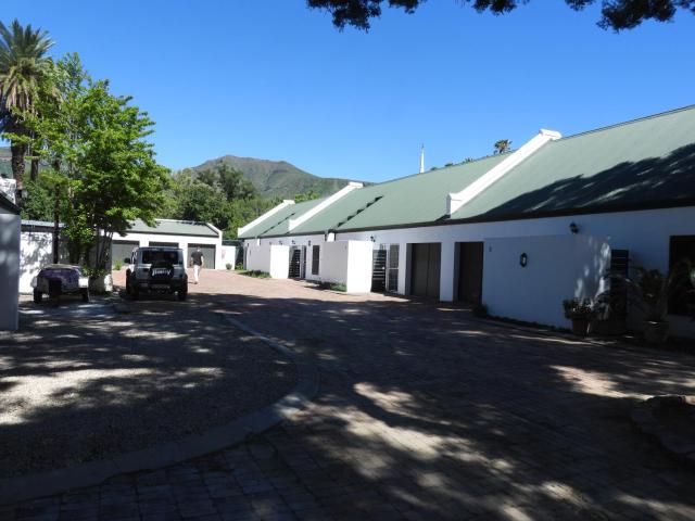 Nguni Cottage