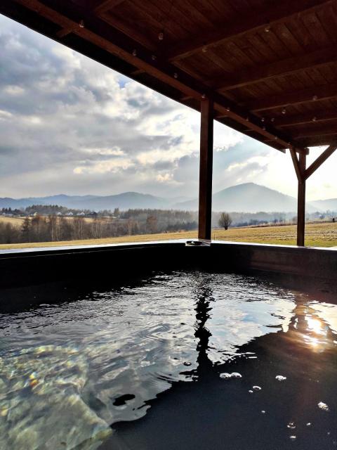 Górska Stodoła - Domek z Prywatnym Jacuzzi