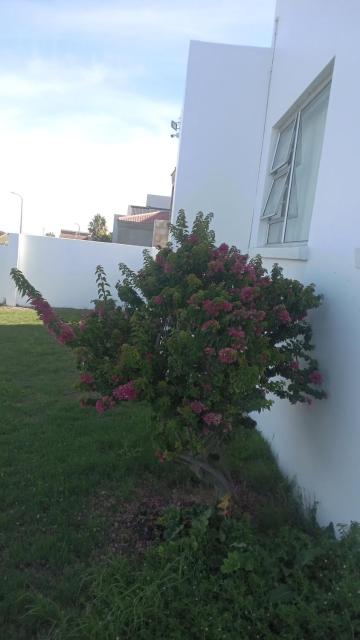 Supakim white house Bluewaterbay