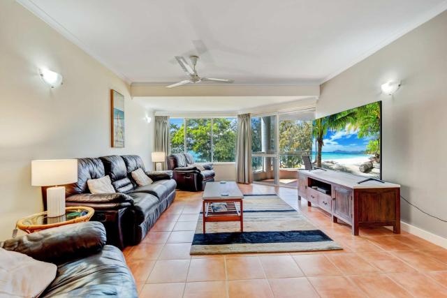 Ulysses 10 Ocean Dunk Island Views