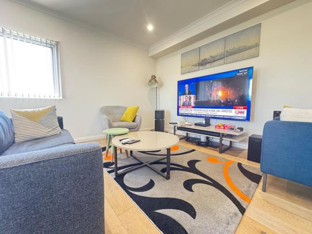 Blissful Modern Apartment