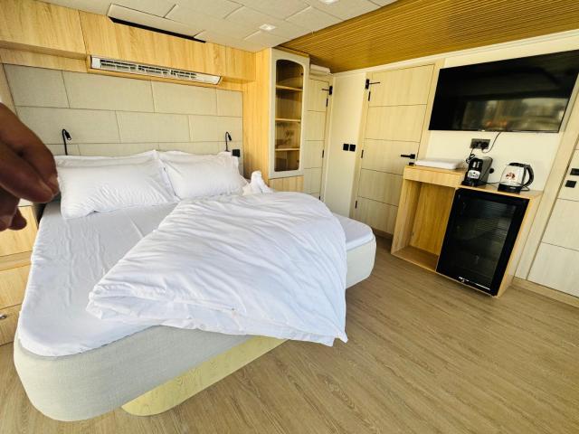 Boat Camping