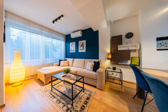 Flexible SelfCheckIns 220 - 221 - 222 - 223 - 224 - Zagreb - WiFi - 5 Apartments