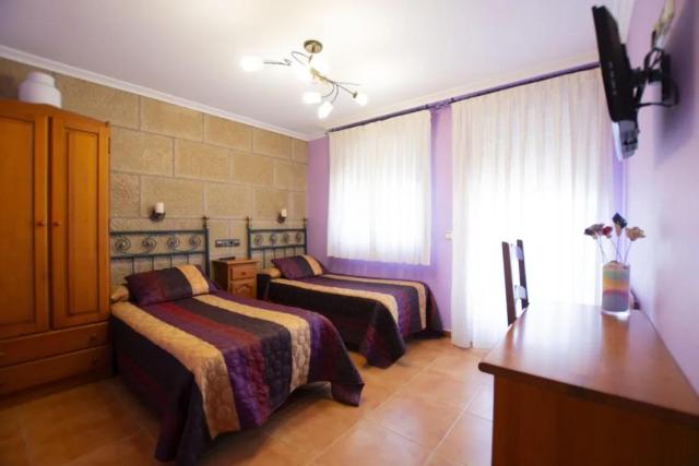 ALBERGUE EL CANTARO - Solo Peregrino con Credencial