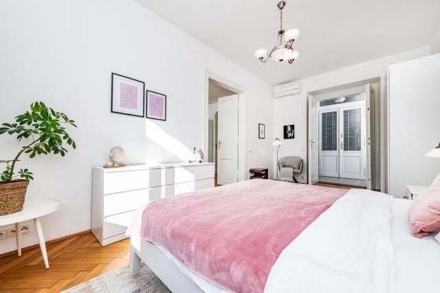 Quiet Apartment in The Old Town