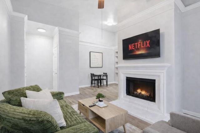 1BR Apartment | Kitchen | W/D | North Dallas