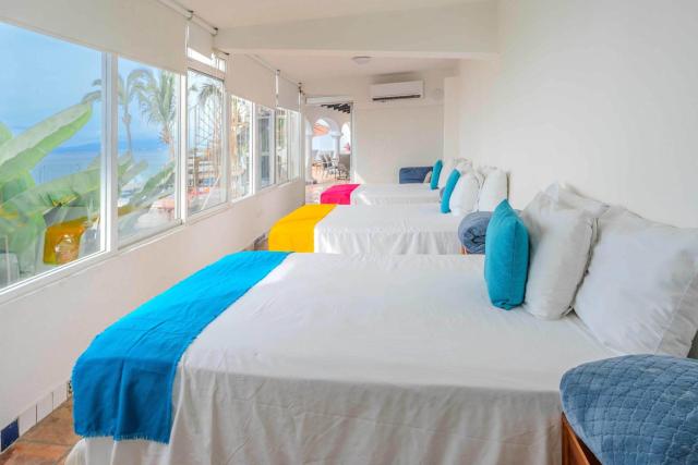 Ocean Front Villa - Private Pool and Ocean Access