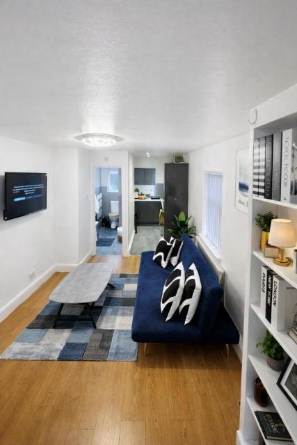 Stylish 1BR Apartment Fast WiFi 15 mins to Central London