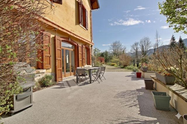 Grande maison avec piscine, 6 chambres