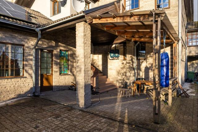 Urusel Hostel