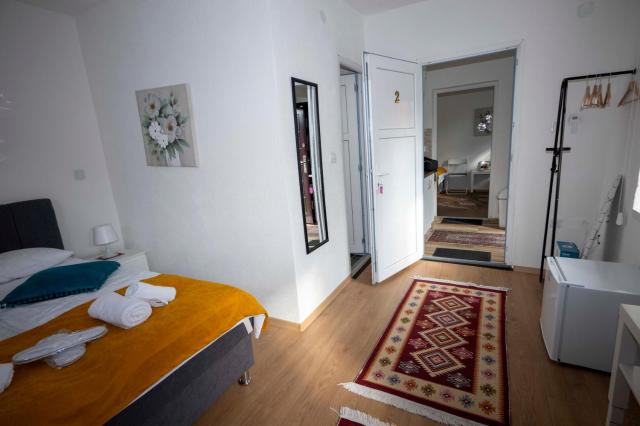 Bosanska Avlija Authentic Sarajevo Stay with Garden