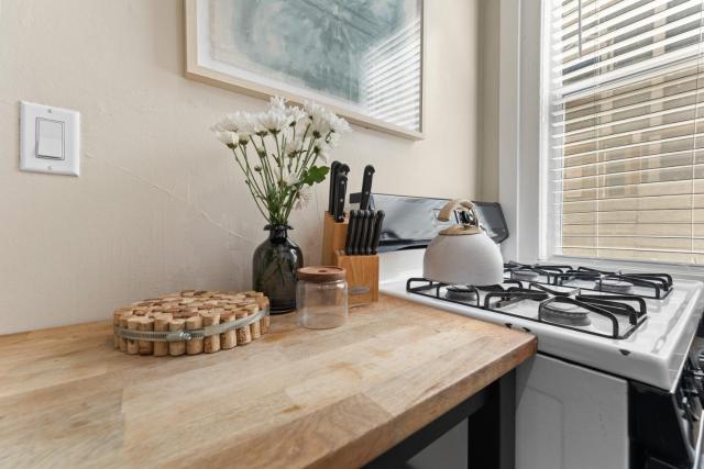 Perfect Location Walking Distance to Everything
