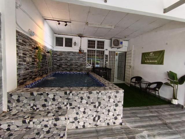 Rimbunan Desa Homestay with Private Pool