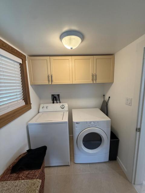 Village Lake Escape - Brand New 3 Bedroom