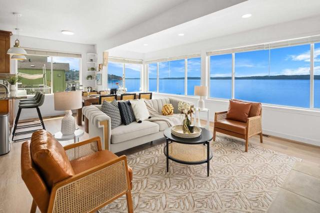 Water View Retreat w Near Beach Park & City