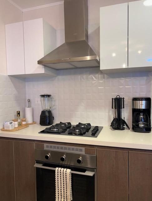 Modern 2BR - 2 BA Top Miraflores Location