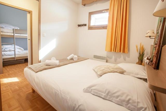 appartement ski aux pieds - 2 chambres - terrasse vue montagne - parking