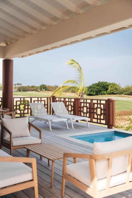 Lux 3BR Villa with Private Pool at The Jazmyn by Bocobay