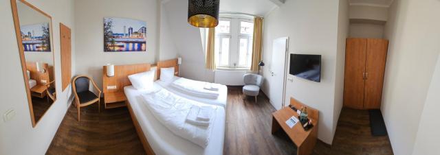 Hotel Friedensbruecke