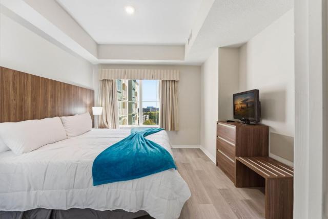 Family 2-Bedroom Suite in Prime Orlando Location