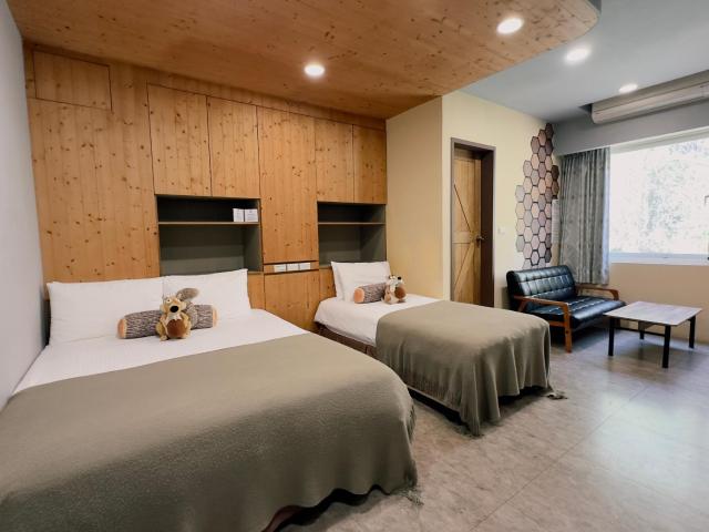 日月潭五船民宿 5Boat B&B