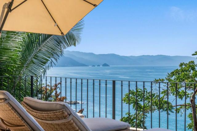 Ocean View Villa Private Pool by Zona Romantica