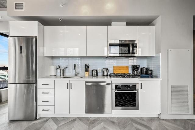 Luxe Modern Escape Tower Views