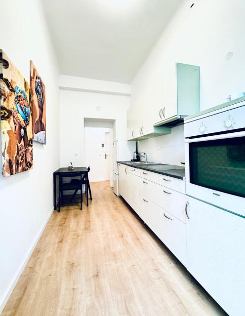 Comfortable 5BR Accommodation 7 Min to Westbahnhof
