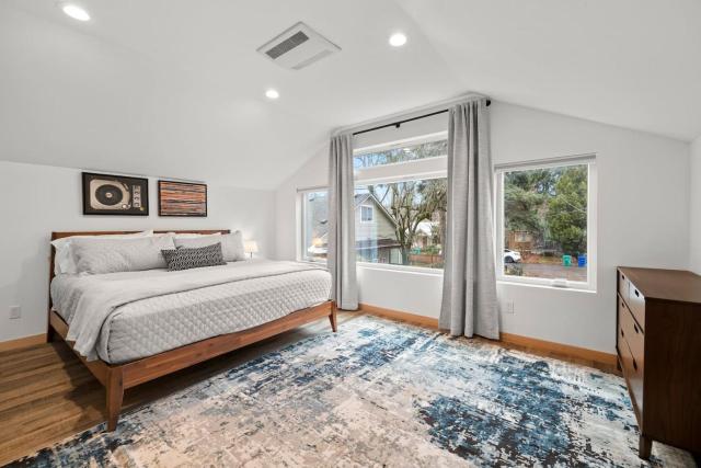 Coda Walkable Woodstock Guesthouse Portland