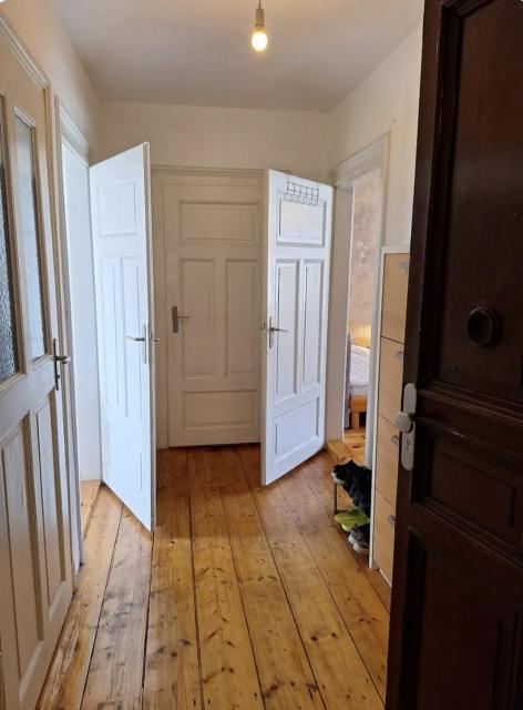 Ruhiges Privatzimmer mit Altbau-Charme