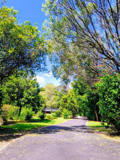 Glass House Mountains Retreat Sunshine Coast