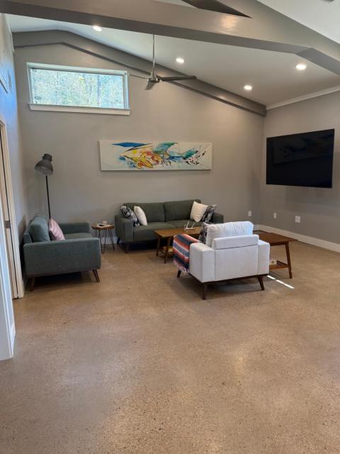 Rare 45-Acre Barndominium Rental in Bastrop