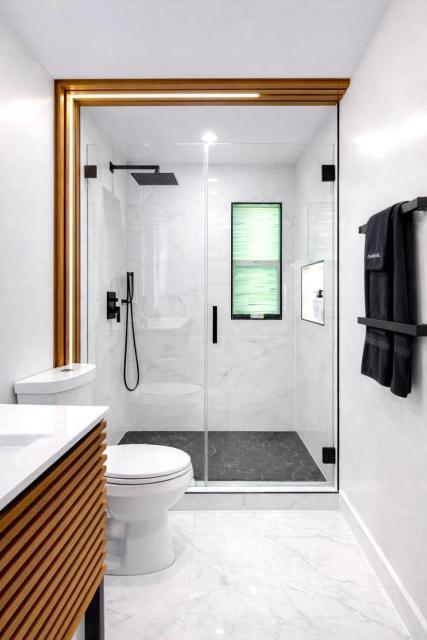 Luxury Miami Pool House Private Backyard Oasis Near Wynwood and Miami International Airport