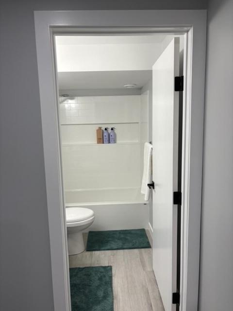 A quiet cozy 1 Bedroom at Prairie Point