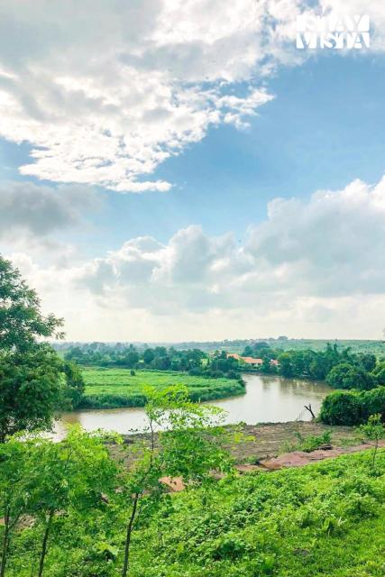 The River Villa by StayVista - 2BHK with Pet Friendly & River View