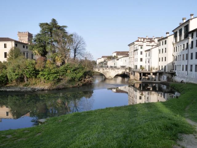La Finestra sul Fiume - 5 min a piedi dalla Basilica - fuori da ZTL