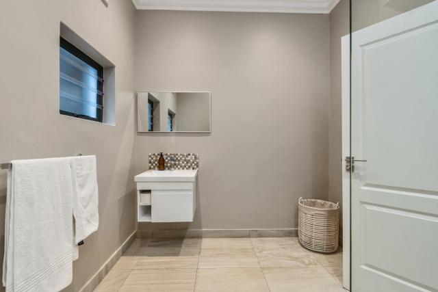 Sea Point Gem with Private Pool & Fireplace